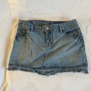 Gap 1969 mini skirt micro army? Approx 17” waist. No stretch